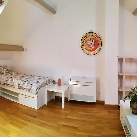 Дом отдыха Des Bruyeres A Coye-la-Foret